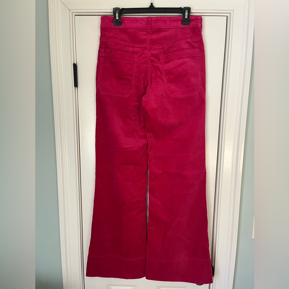 Pilcro Robbie Corduroy High-Rise Flare Jeans in Raspberry Size 28 NWT - Picture 2 of 9
